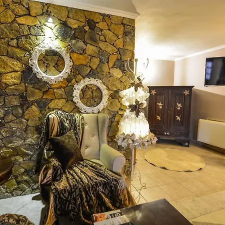 ゲストハウス Dryades Synikia Mesi Trikalon