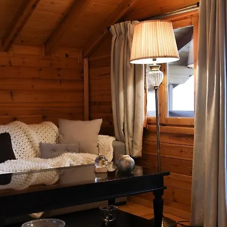 ゲストハウス Dryades 4*